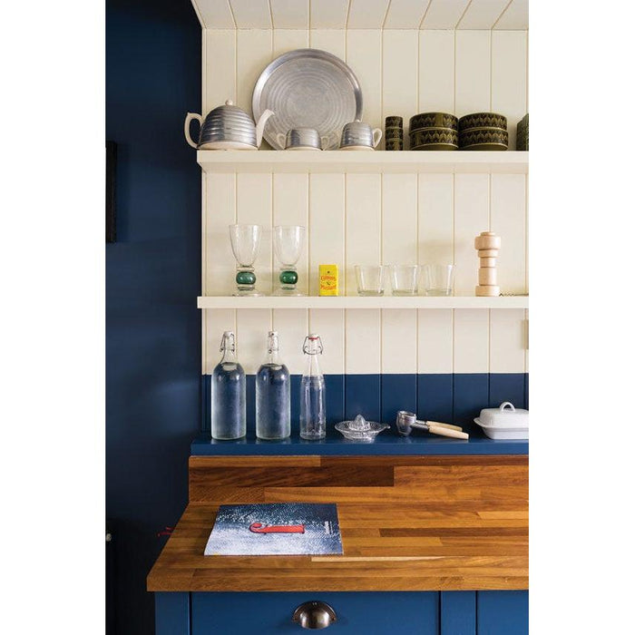 Wimborne White No. 239 Farrow & Ball paint