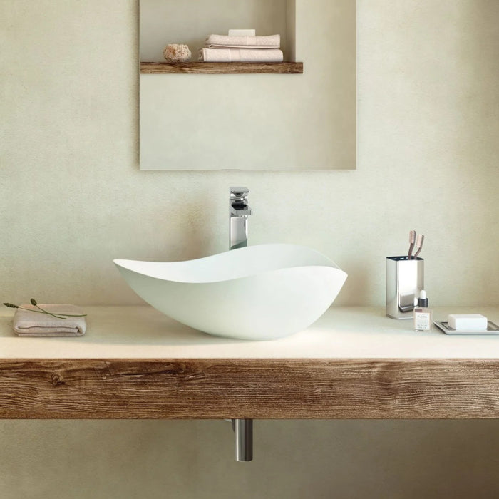 Oblong basin Ruy Ohtake Collection